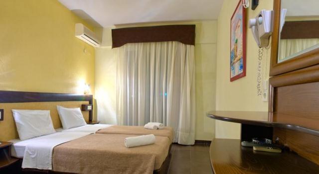 Elinotel Polis Hanioti