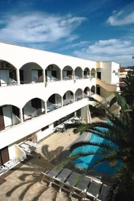 Elinotel Polis Hanioti