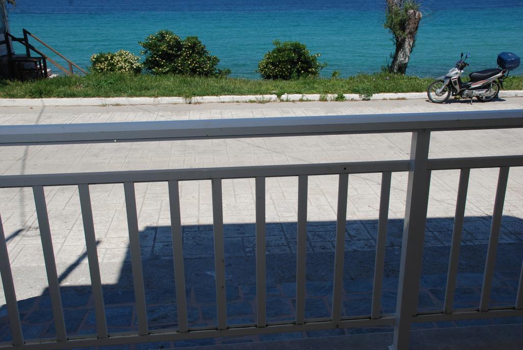 Marianna Apartment Nea Roda