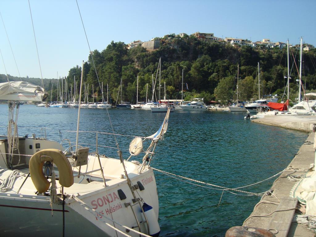 Meganisi Blue * Spartokhorion