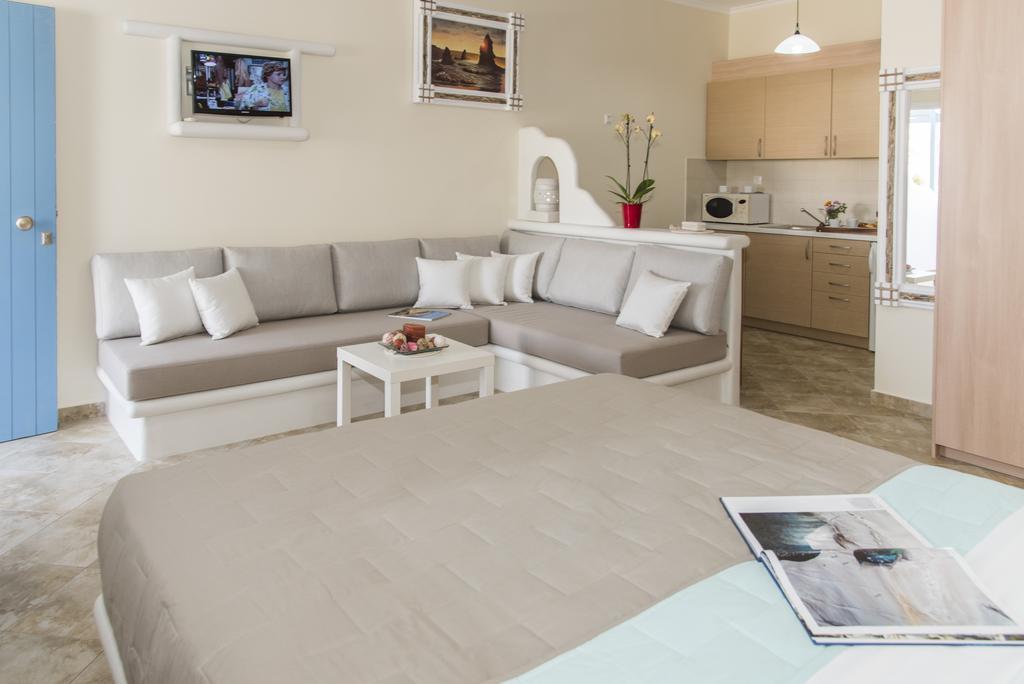 Aggelos Studios * Adamantas (Milos)