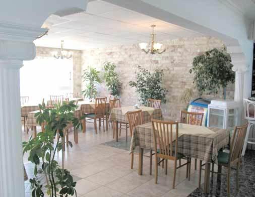 Castelia Bay Hotel