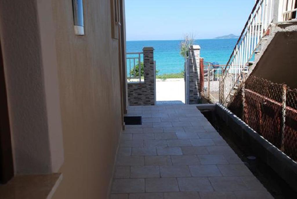 Apartment Marianna Nea Roda