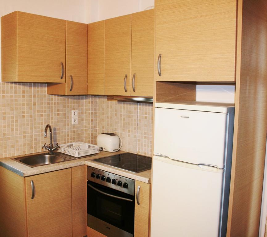 Lagoon View - Adults Only Apartment