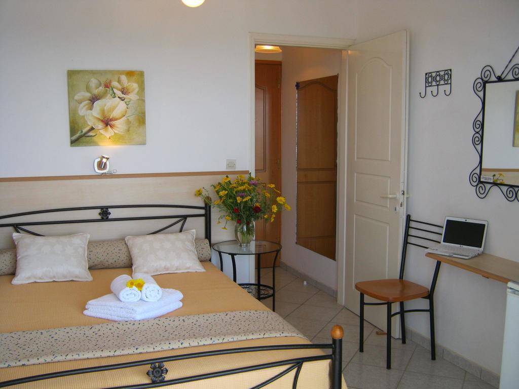Neapoli Aparthotel *