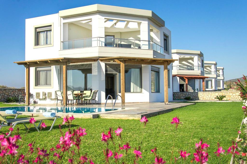 Villa Olga Luxury Front Villas