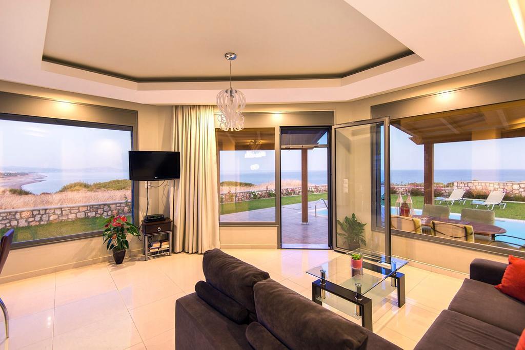 Villa Olga Luxury Front Villas