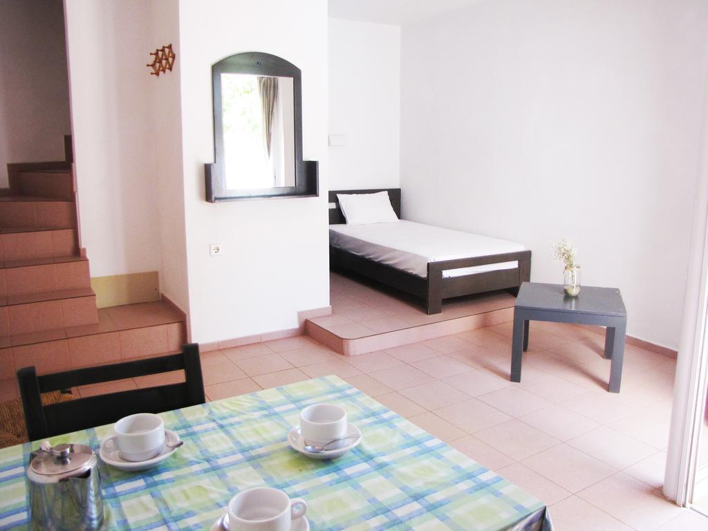 Elizabeth Apartment *