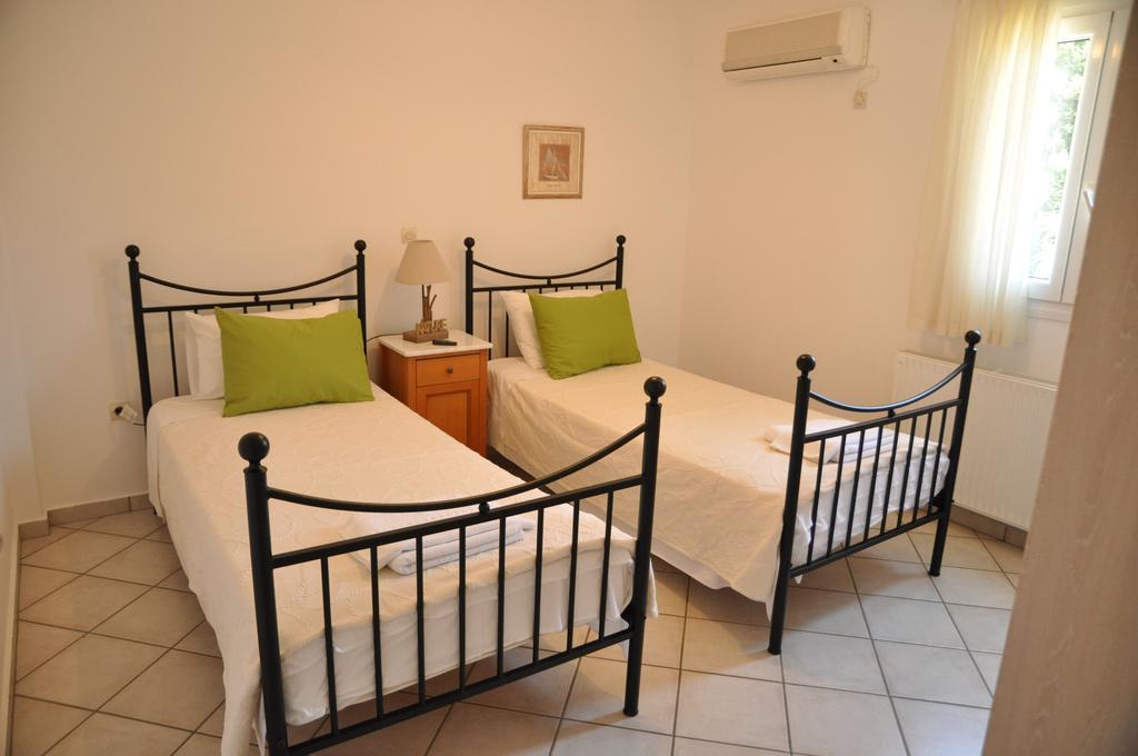Handakas Apartment *
