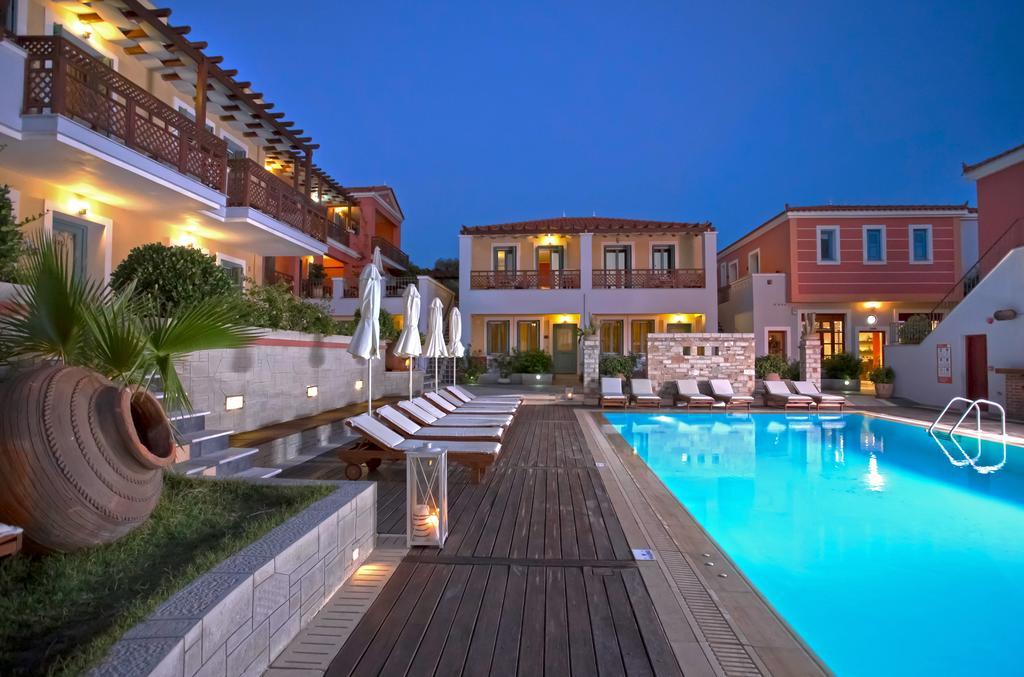 Aparthotel Sirena & Marathokampos