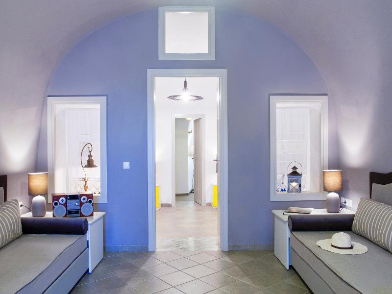 Holiday home Semeli Cave House *