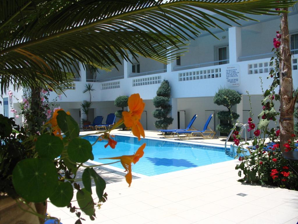 Emerald Hotel Aparthotel