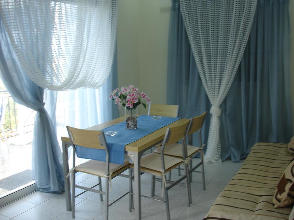 Apartment To Ampelaki Tsoukaladhes