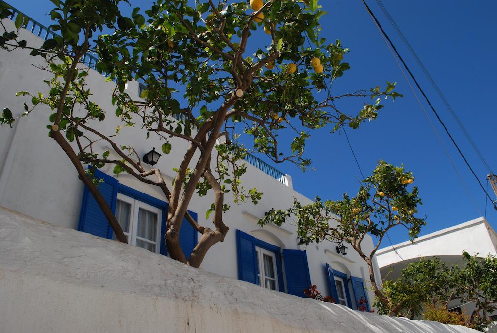 To Steno Kamares (Sifnos)