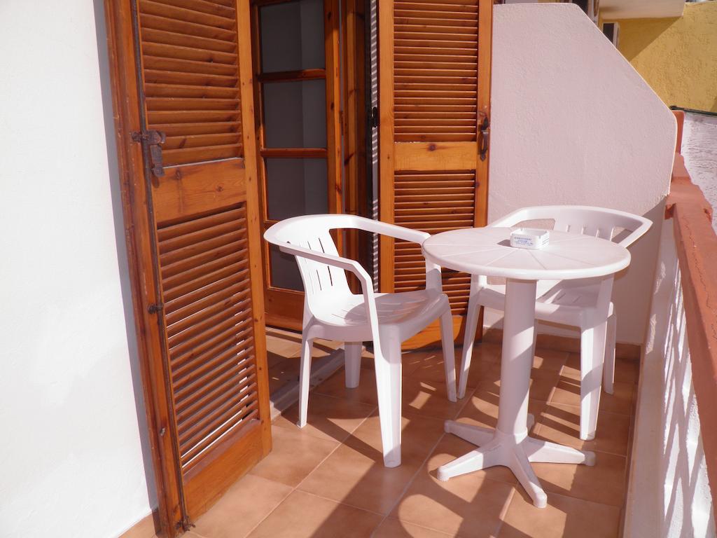 Aparthotel Galaxias 3*