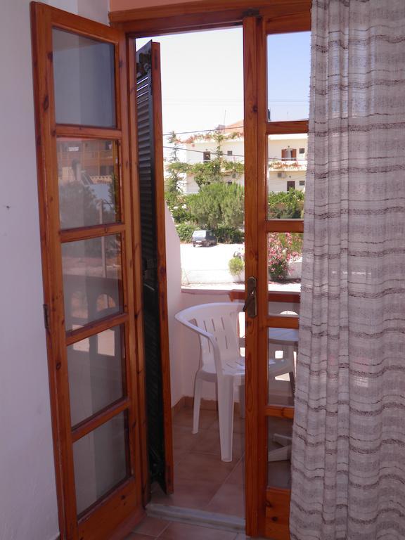 Aparthotel Galaxias 3*