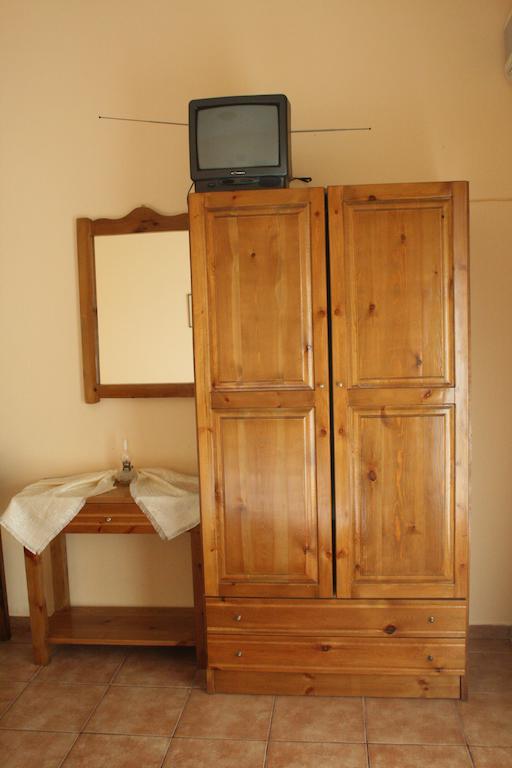 Xenios Loutra Village Karnagio