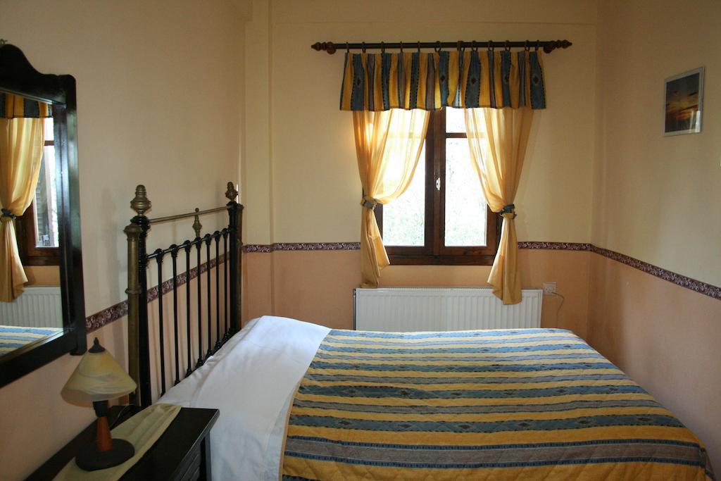 Xenios Loutra Village Karnagio