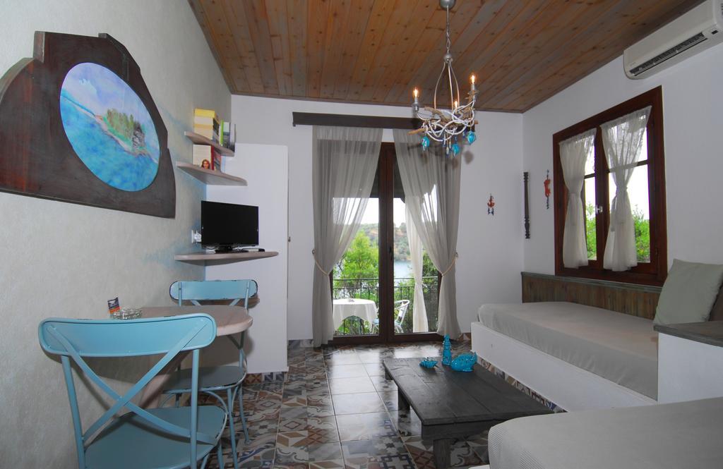 Apartment Dimitra *