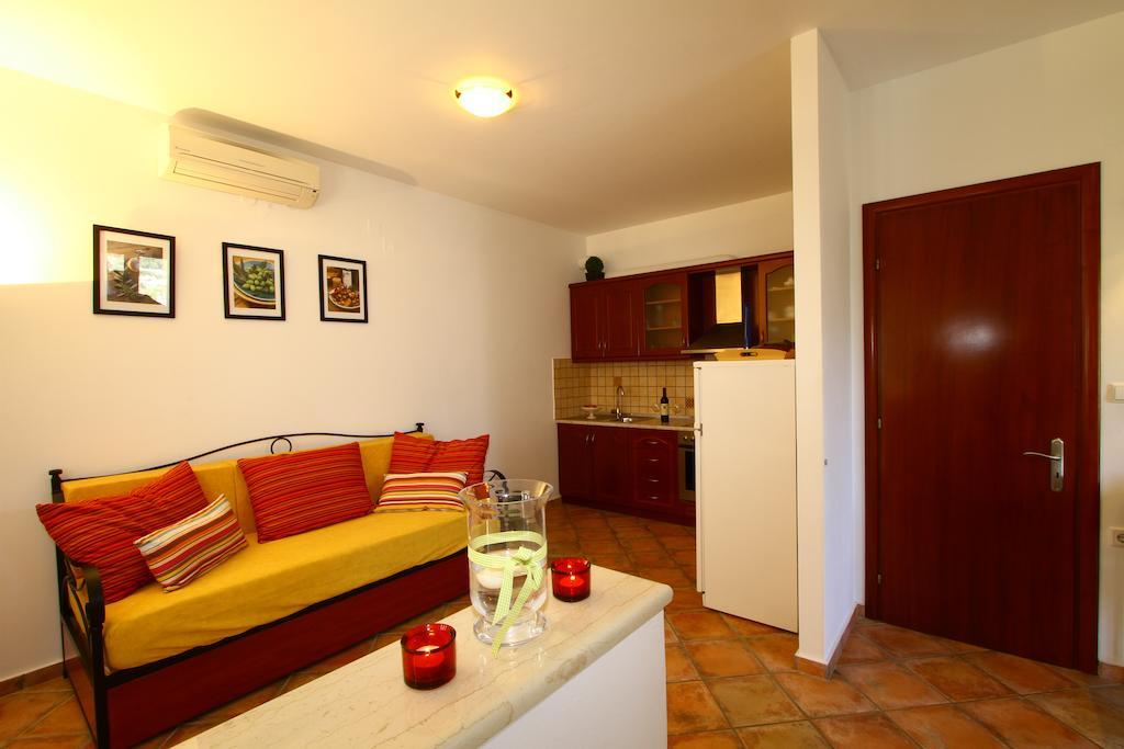 Apartment Polyxeni