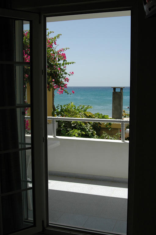 Apartment Alexandra Makris Gialos Studios *