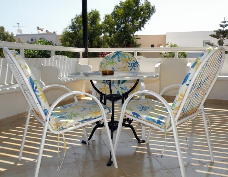 Hotel Armonia Kamari (Santorini)