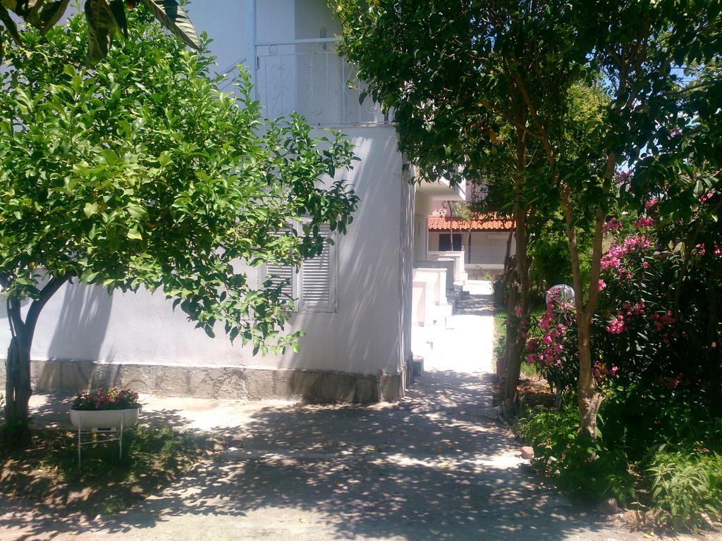 Porto Pefkohori