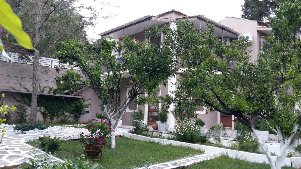 Apartment Ionian Paths