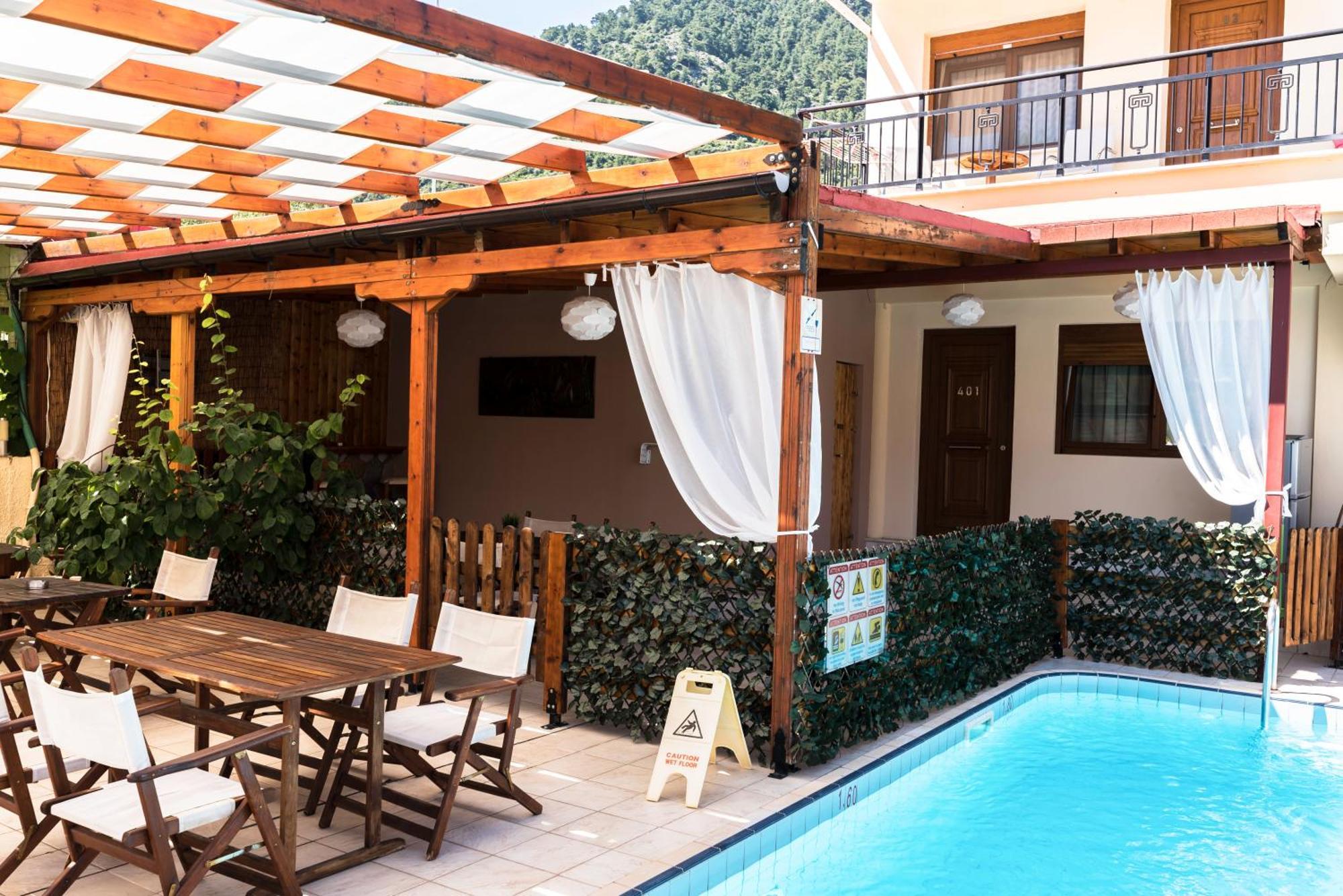 Porto Marina Chrysi Ammoudia