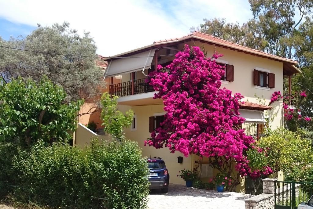 Aparthotel Grammatoula 2*
