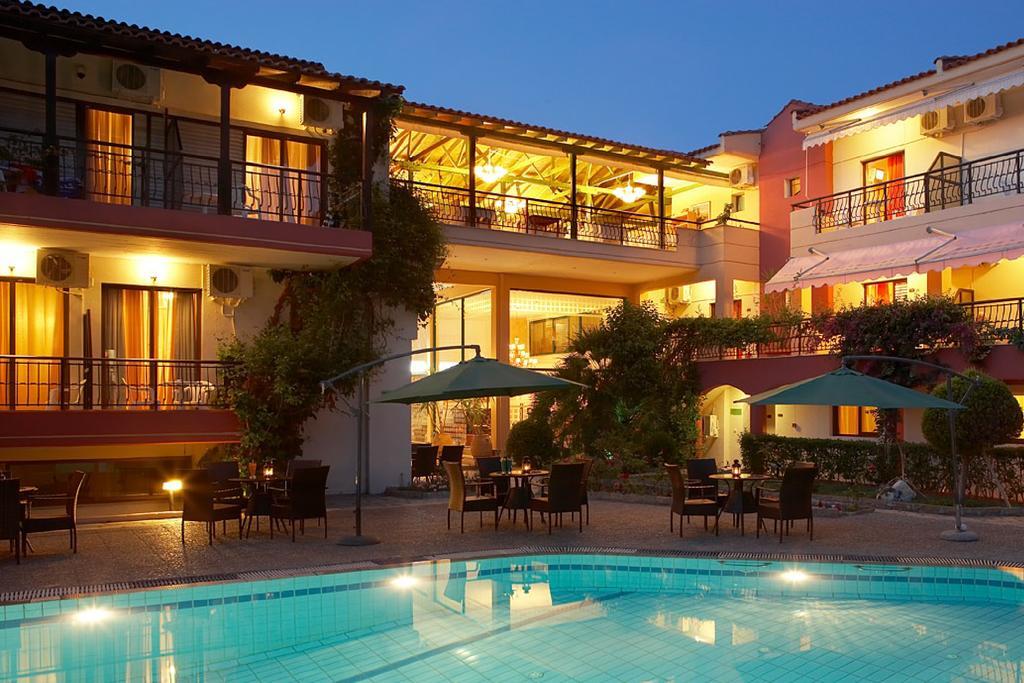 Hotel Pelli