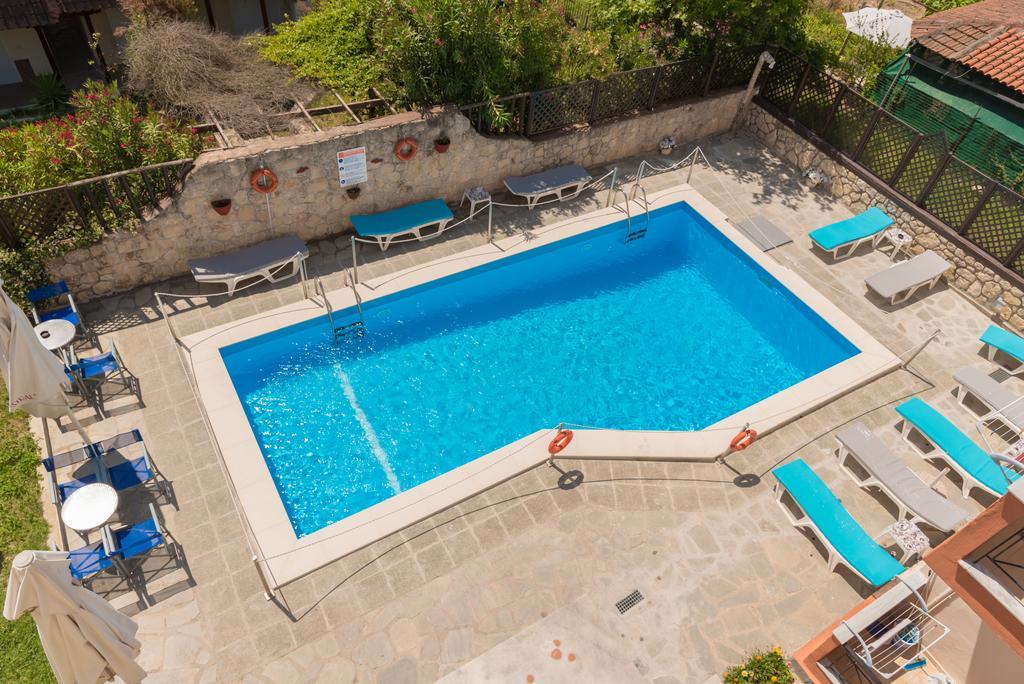 Aparthotel Oscar *