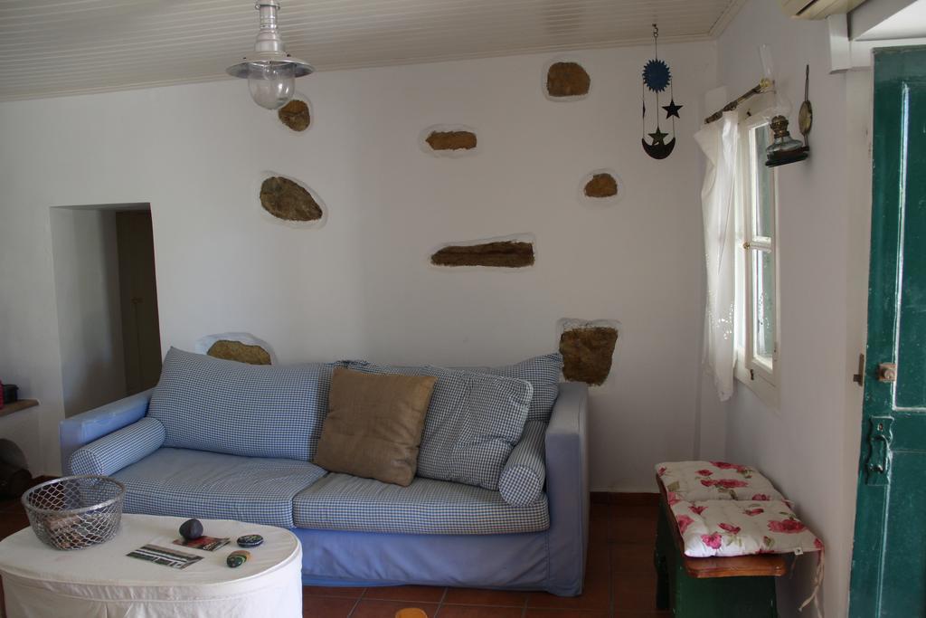 Holiday home Chios Stone House Vrontados