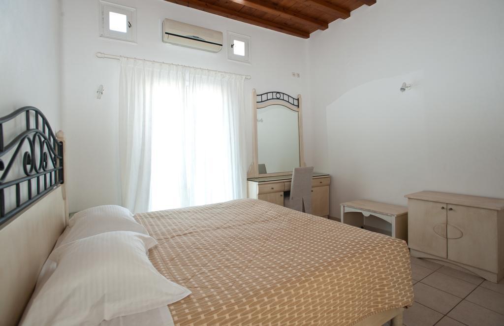 Gelos House Ornos (Mykonos)