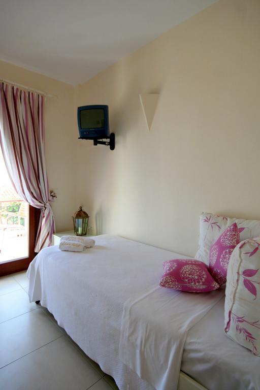Hotel Clara 3*