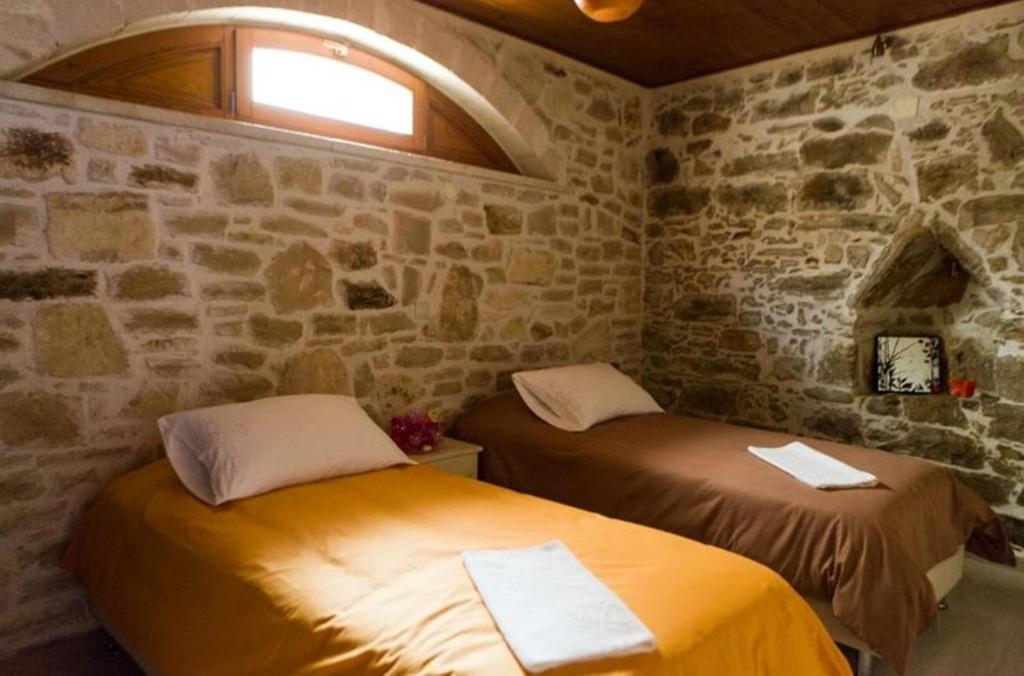 Zouridi Park 3*