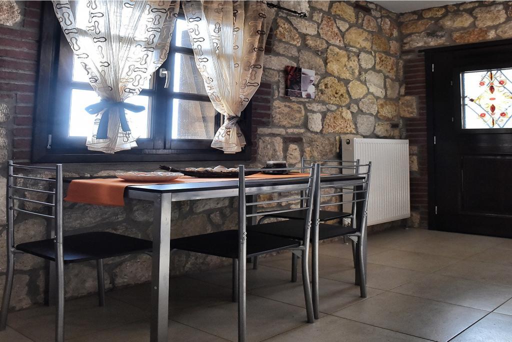 Villa Stone Villas *