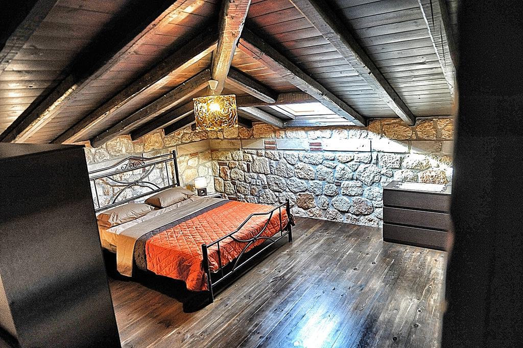 Stone Villas Psakoudia