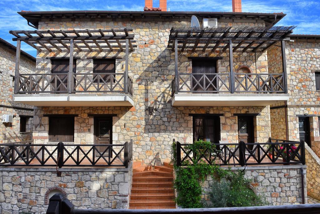 Villa Stone Villas *