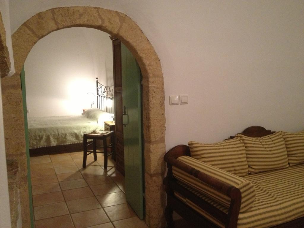 Guest house Lemonia - 4*