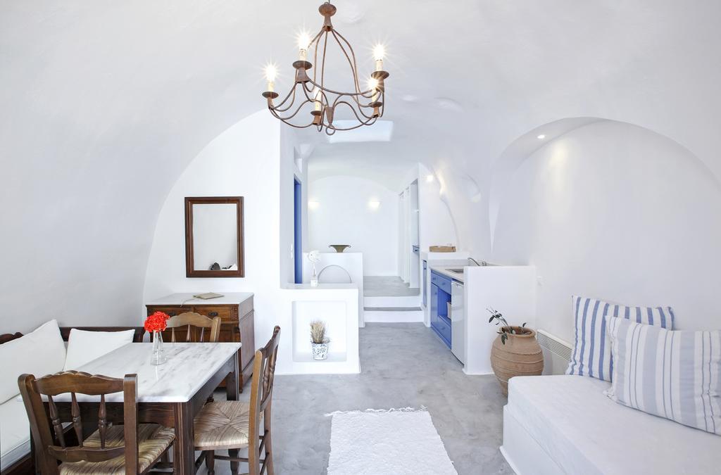 Aghios Artemios Traditional Imerovigli (Santorini)