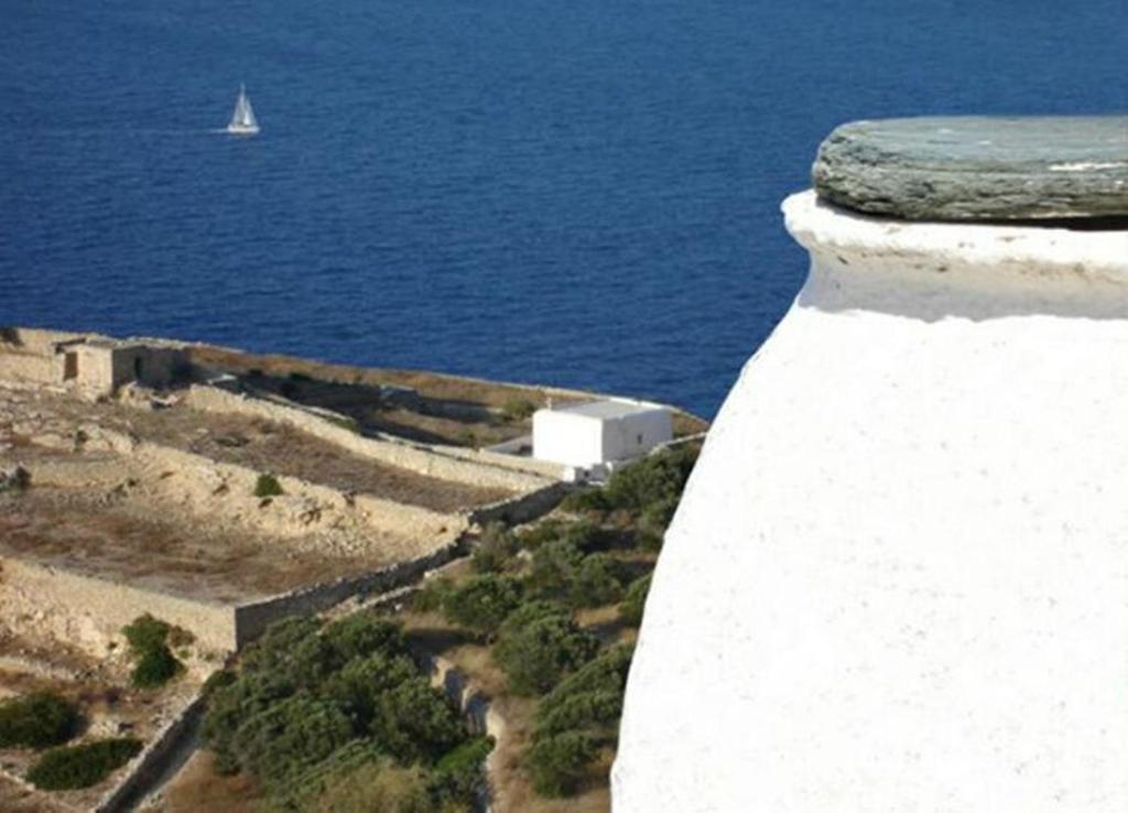 Belvedere Folegandros Town