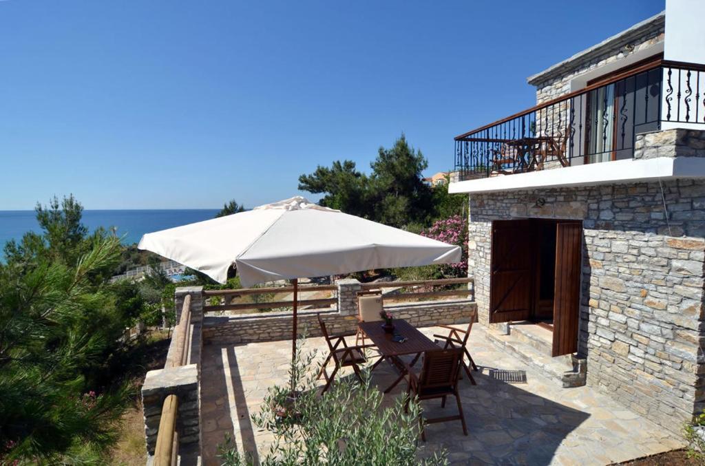 Arsinoi Stonehouses *