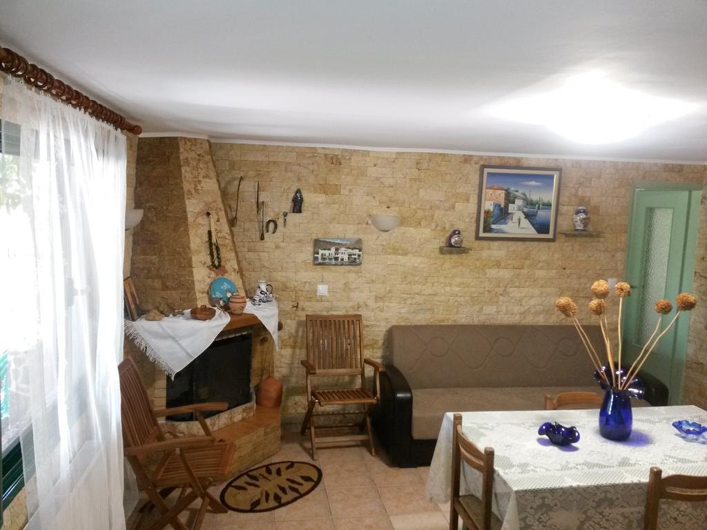 Holiday home Smaro *