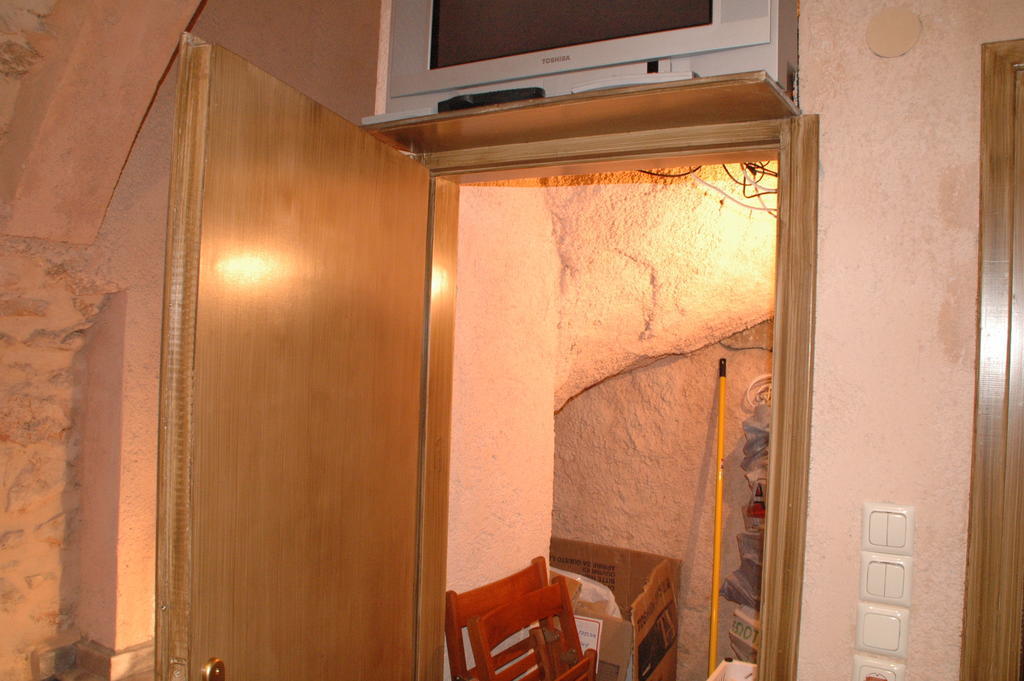 Holiday home Stoneapartments, γ κωσταλοσ και σια οε Avgonima
