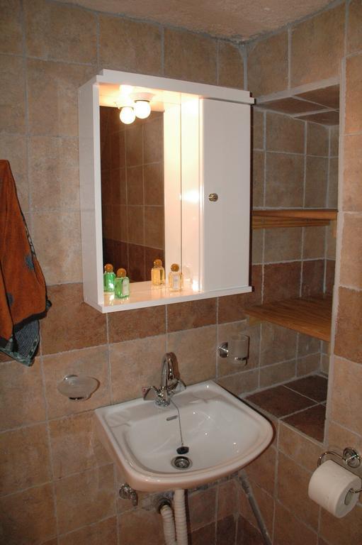 Holiday home Stoneapartments, γ κωσταλοσ και σια οε