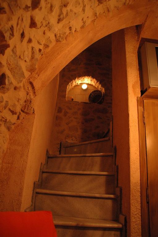 Holiday home Stoneapartments, γ κωσταλοσ και σια οε Avgonima