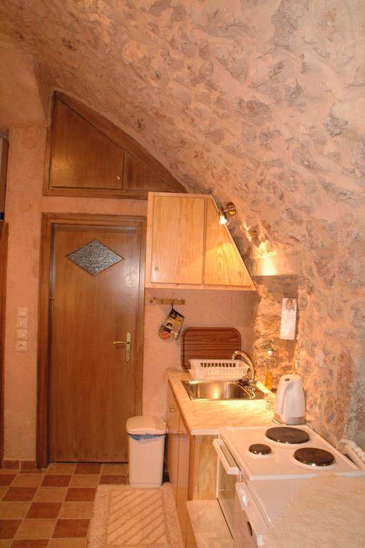 Holiday home Stoneapartments, γ κωσταλοσ και σια οε Avgonima
