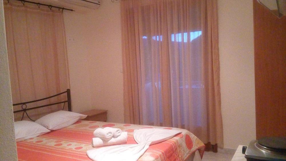 Guest house Top Studios