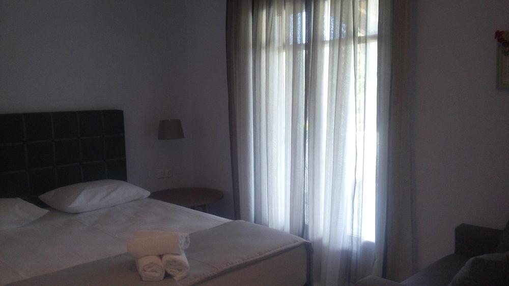 Guest house Top Studios 3*